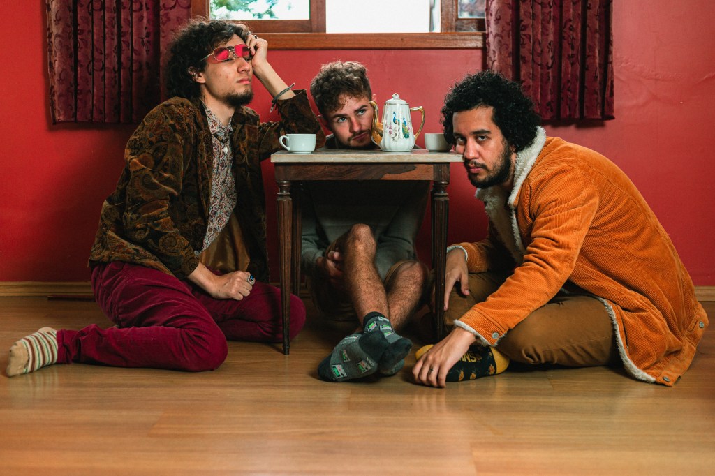 Resenha | Boletos Antiaderentes: Tia Maria’s Pensão &&nbsp;Bistrô