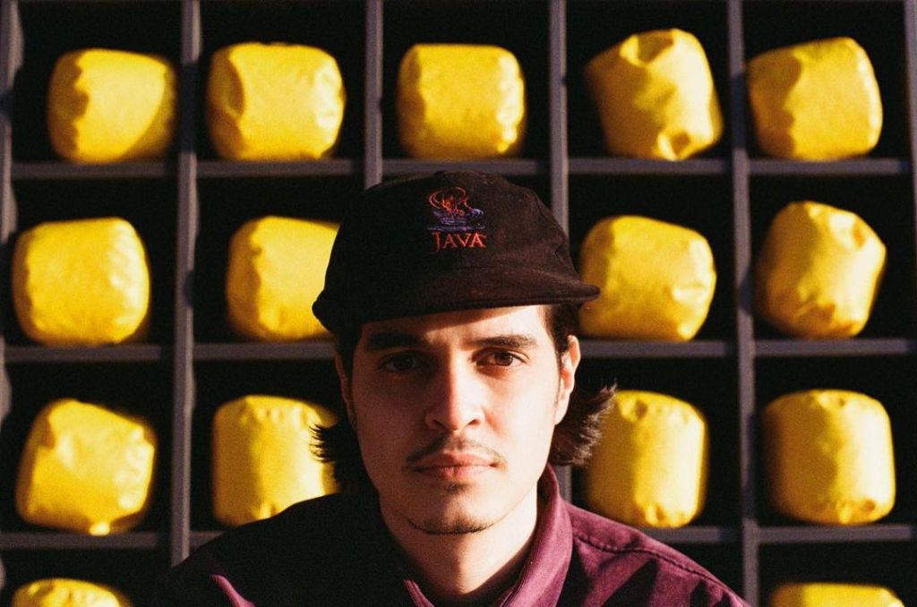 Em novo disco, Fernando Motta traz ensaio sobre experimentações e explora sua própria&nbsp;trajetória
